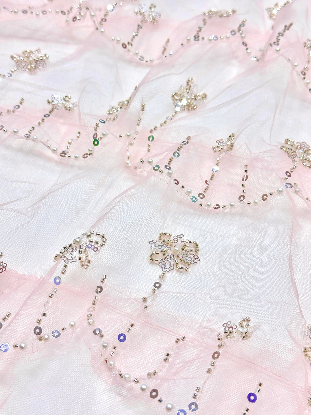BLS6570#	Sequined Beaded Floral Tulle Lace Fabric with Scalloped Edge for Wedding Dresses Evening Gowns